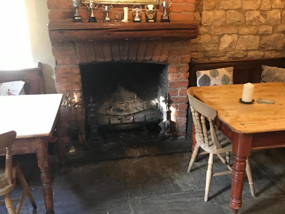The Coach House Inn オークハム エクステリア 写真