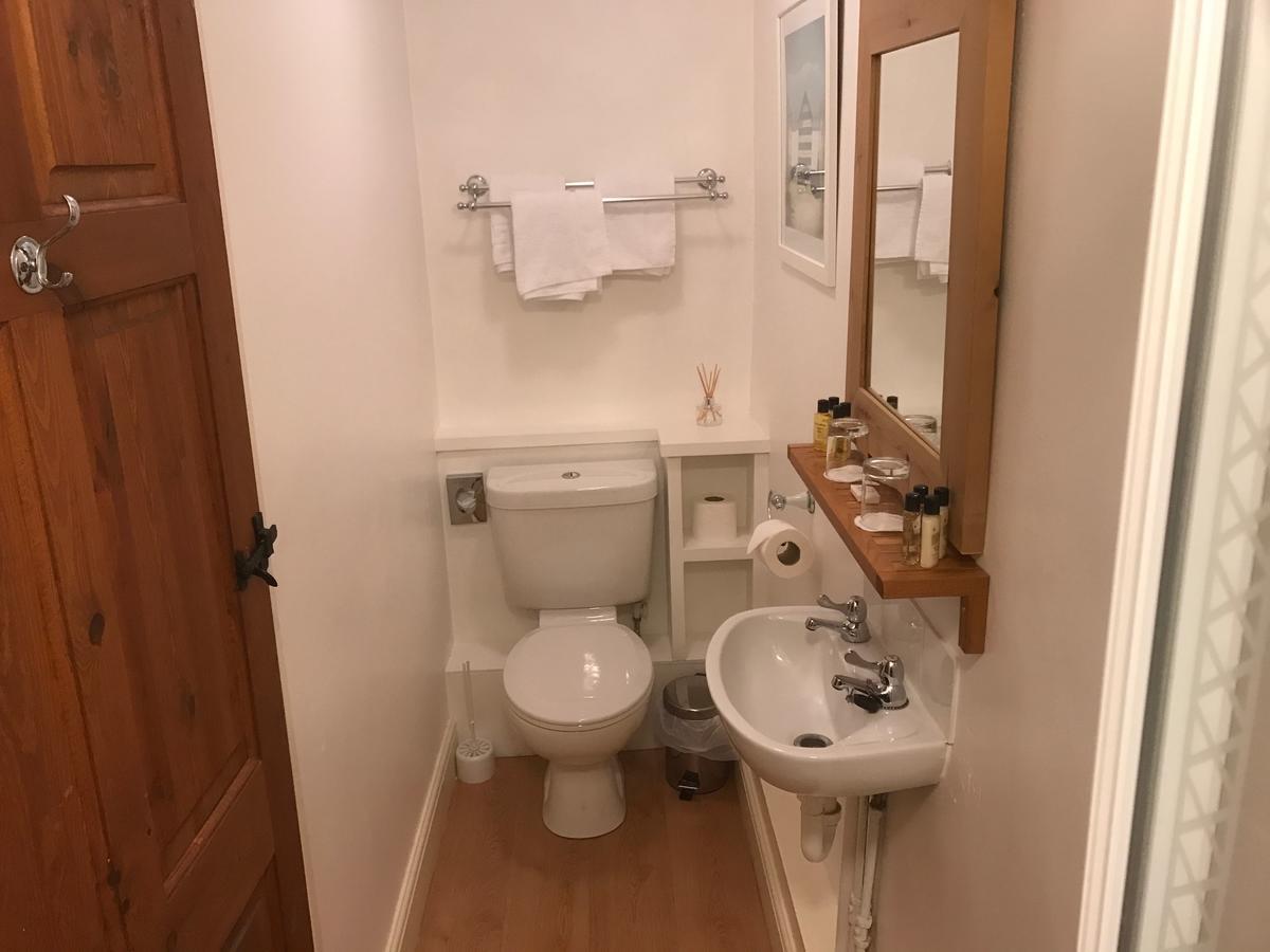 The Coach House Inn オークハム エクステリア 写真
